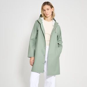 Stutterheim Mosebacke Raincoat in Khaki Green